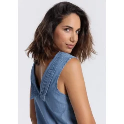 LOIS Jeans 133009-43123-2267 Sleeveless V Neck Blouse -Pepe Clothing Shop lois jeans 133009 43123 2267 sleeveless v neck blouse 2